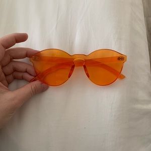 Orange vibes festival shades